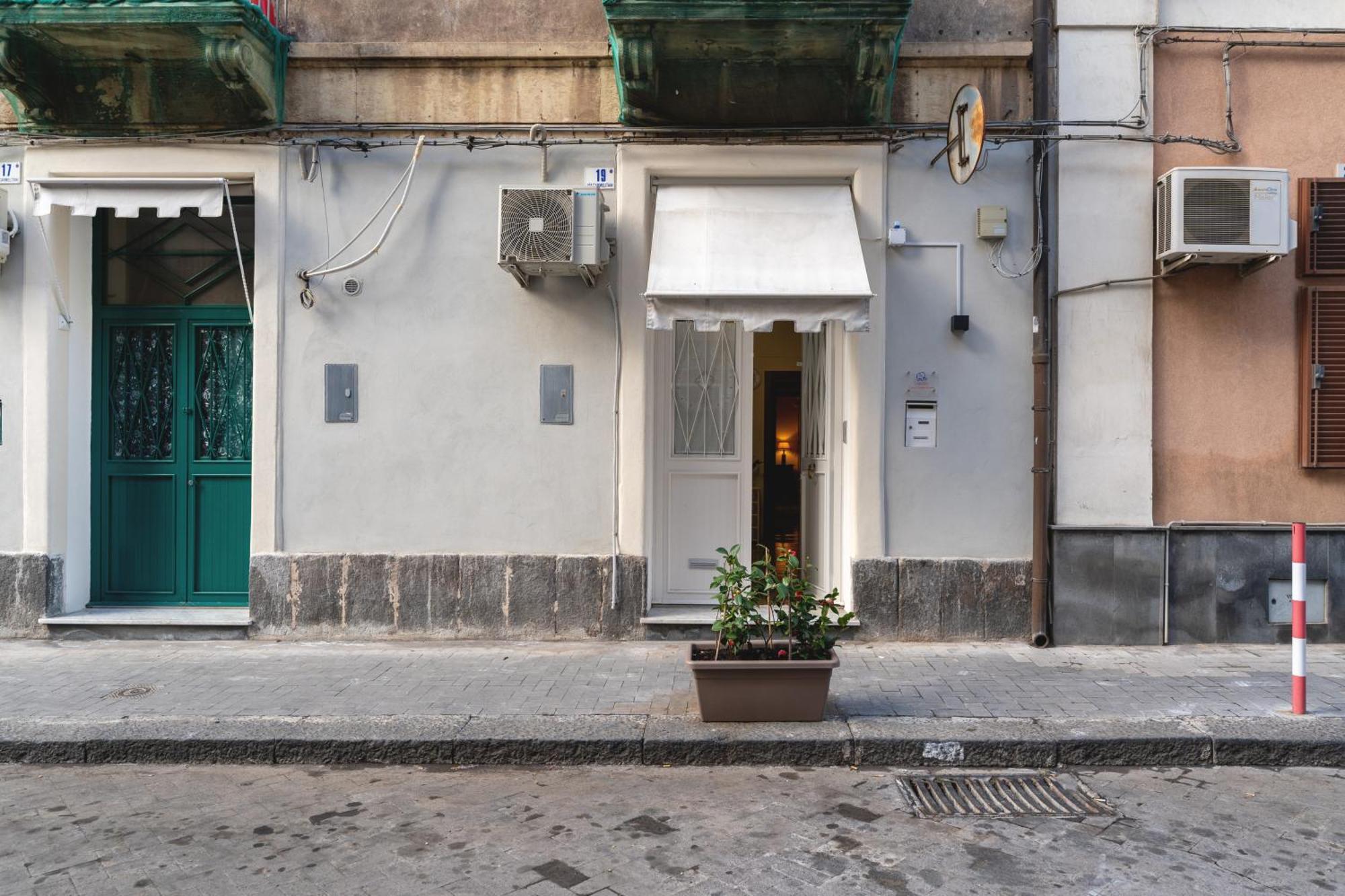 Catania Easy Center Home Esterno foto